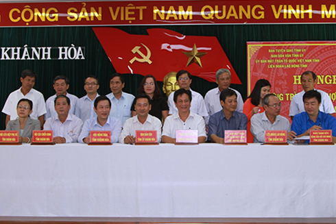 Ký kết hợp tác tuyên truyền, vận động quần chúng