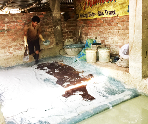 Xã Vĩnh Hiệp: Cơ sở thuộc da gây mùi hôi