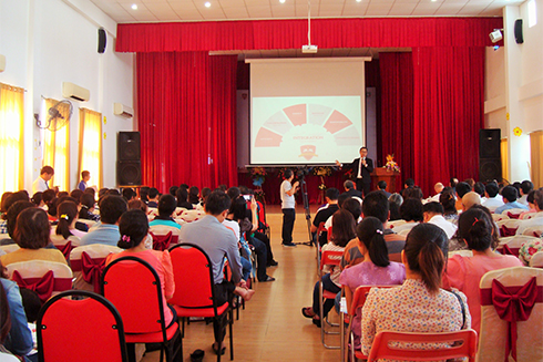 Trường iSchool Nha Trang: Hội thảo "Định vị công dân toàn cầu"