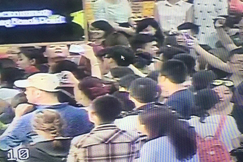 Làm rõ thông tin du khách tố cán bộ xuất nhập cảnh sách nhiễu