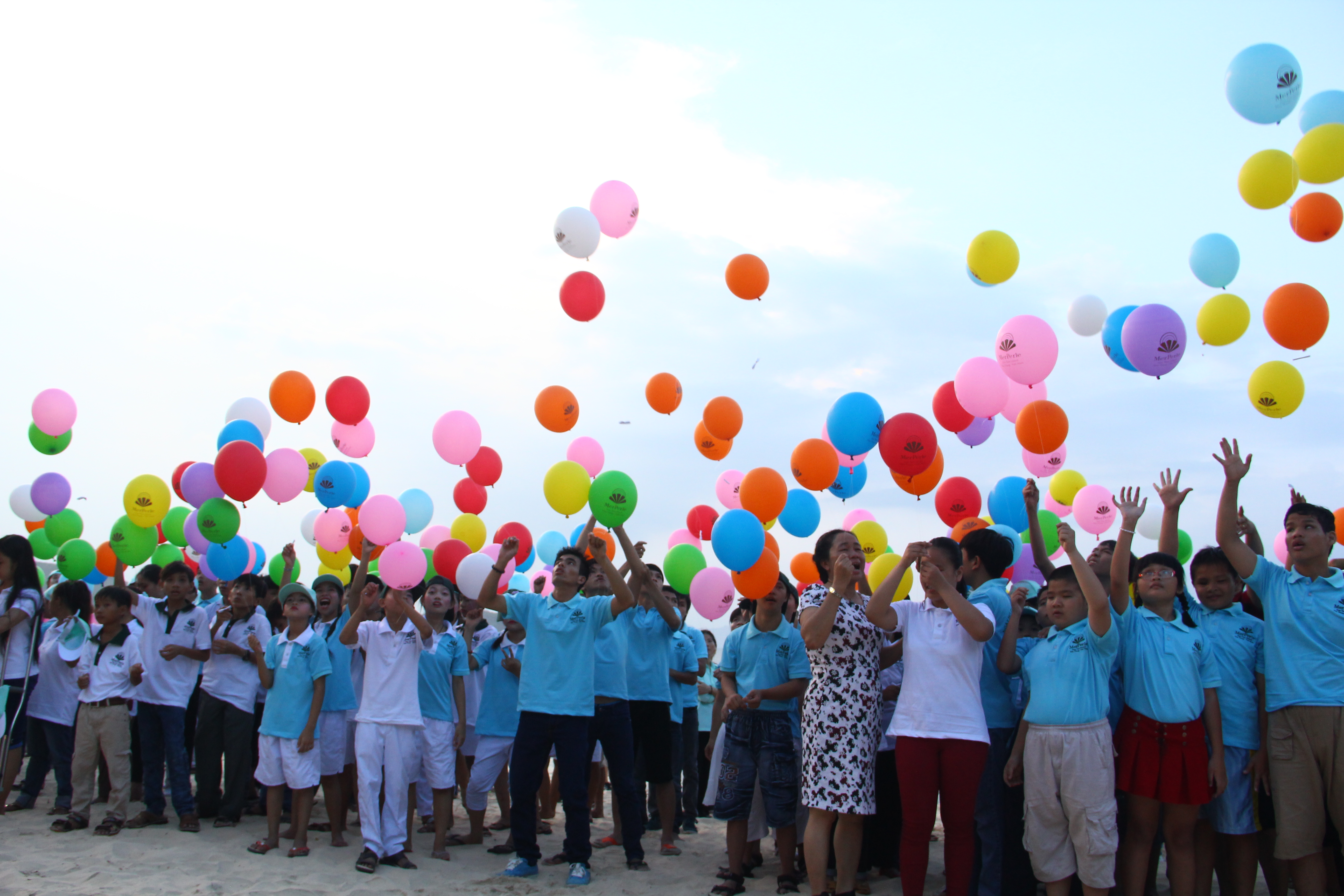 Bằng cả tấm lòng