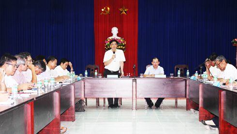 Làm việc tại các địa phương