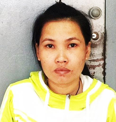 Bắt nữ quái chuyên móc cốp xe máy trộm tài sản