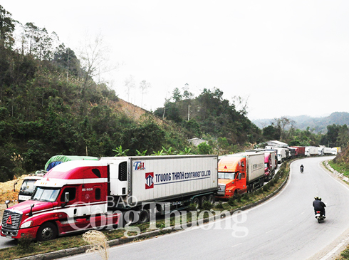 Nhập siêu 1,7% trong 5 tháng đầu năm 2017