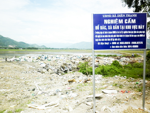 Biển cấm chẳng tác dụng