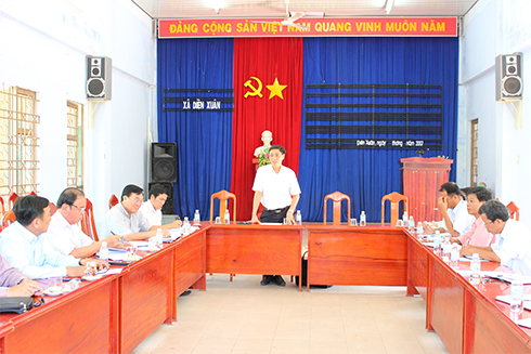 Chủ tịch UBND tỉnh làm việc với lãnh đạo xã Diên Xuân
