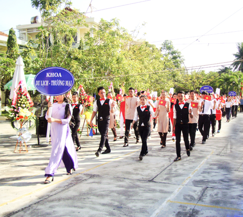 Giáo dục đạo đức, lối sống cho học sinh, sinh viên: Cần quan tâm hơn