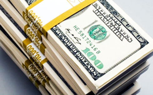 Giá USD bật tăng mạnh