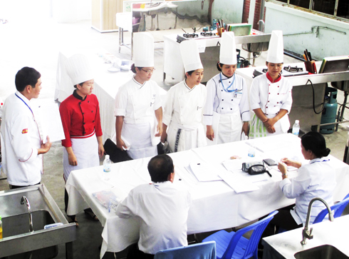 Đẩy mạnh công tác phát triển đảng viên