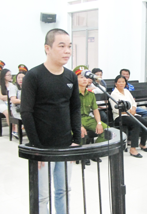 Đâm chết người vì… hàng xóm bật nhạc to