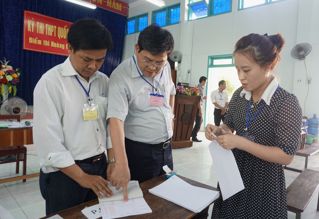 Kiểm tra một số điểm thi THPT quốc gia tại Diên Khánh