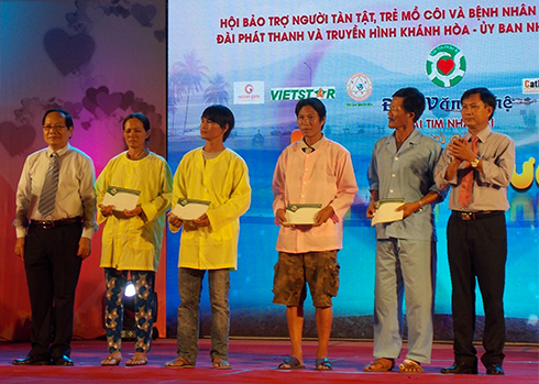 Chương trình Văn nghệ "Trái tim nhân ái": Tiếp nhận được 315 triệu đồng