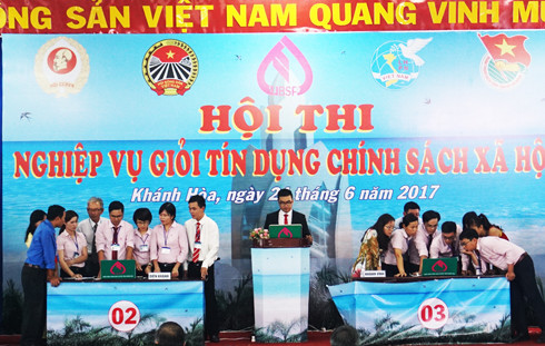 Các đội đang tham gia hội thi