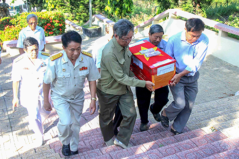 Đưa hài cốt liệt sĩ hy sinh sau 39 năm về nghĩa trang quê nhà