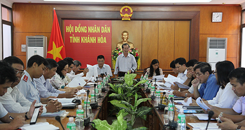 Quang cảnh cuộc họp.