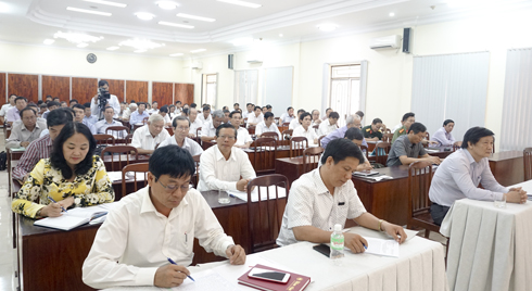 Các đại biểu dự hội nghị.