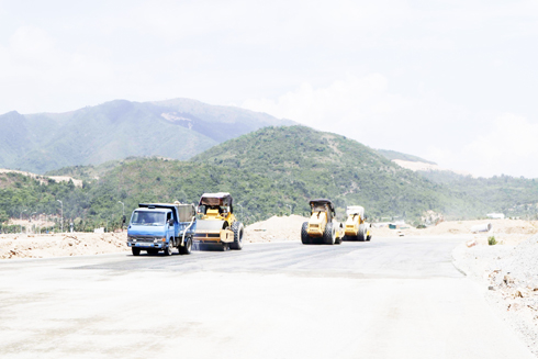 Cần tập trung đầu tư vào các dự án trọng điểm