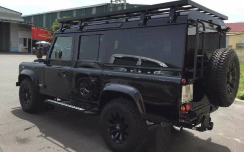 "Hàng hiếm" Land Rover Defender phiên bản đặc biệt tại Việt Nam