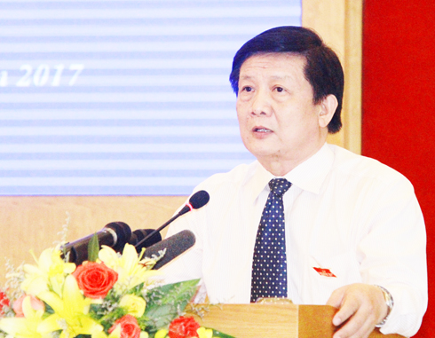 Chất vấn nhiều vấn đề "nóng"