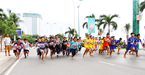 Nào, mình cùng chạy!