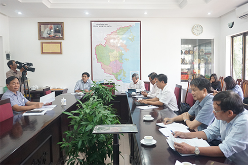 Giám sát việc triển khai Nghị quyết số 18 của Tỉnh ủy