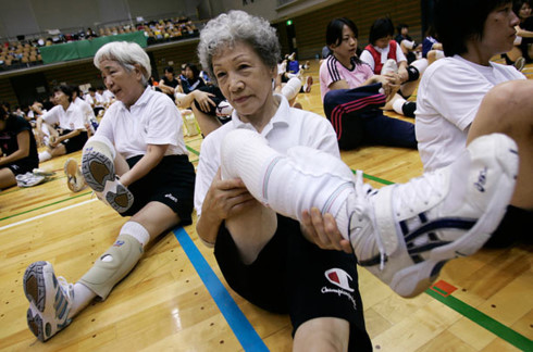 Tuổi thọ trung bình của người Nhật tiếp tục tăng cao