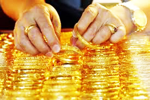 Giá vàng ngày 25/7 quay đầu giảm nhẹ