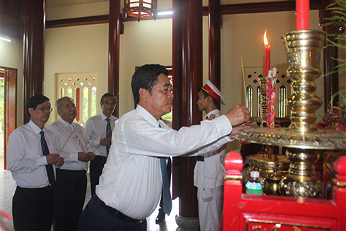 Khánh thành Đền thờ liệt sĩ tại Nghĩa trang liệt sĩ Hòn Dung