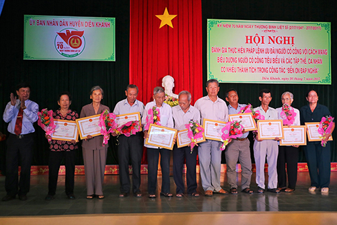 Diên Khánh: Biểu dương 23 người có công tiêu biểu