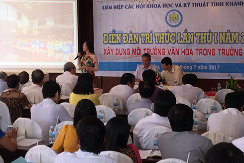 Xây dựng môi trường văn hóa trong trường học