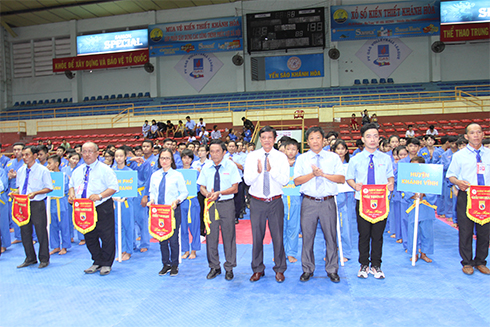 133 võ sinh nam, nữ tranh tài môn Vovinam