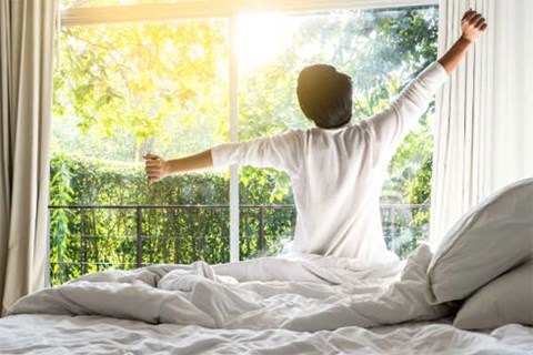 Những việc cần tránh làm ngay sau khi thức dậy
