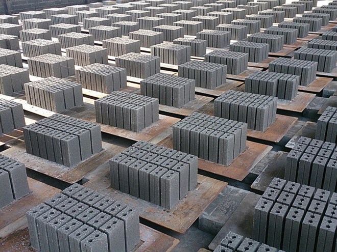 Giới thiệu mô hình trình diễn kỹ thuật sản xuất gạch không nung