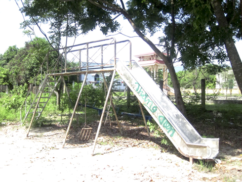 Hoang phí Trung tâm Văn hóa - Thể thao