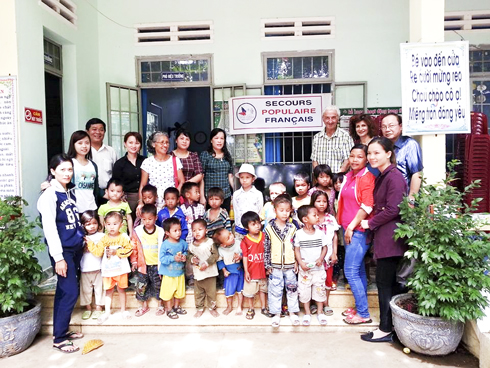 Đẩy mạnh công tác đối ngoại nhân dân