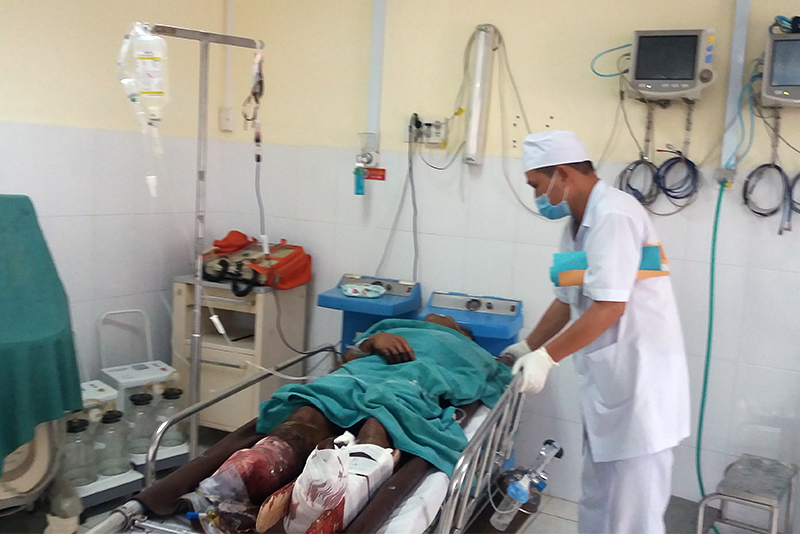 Nạn nhân bị thương trong vụ nổ ở Khánh Sơn có tiên lượng xấu