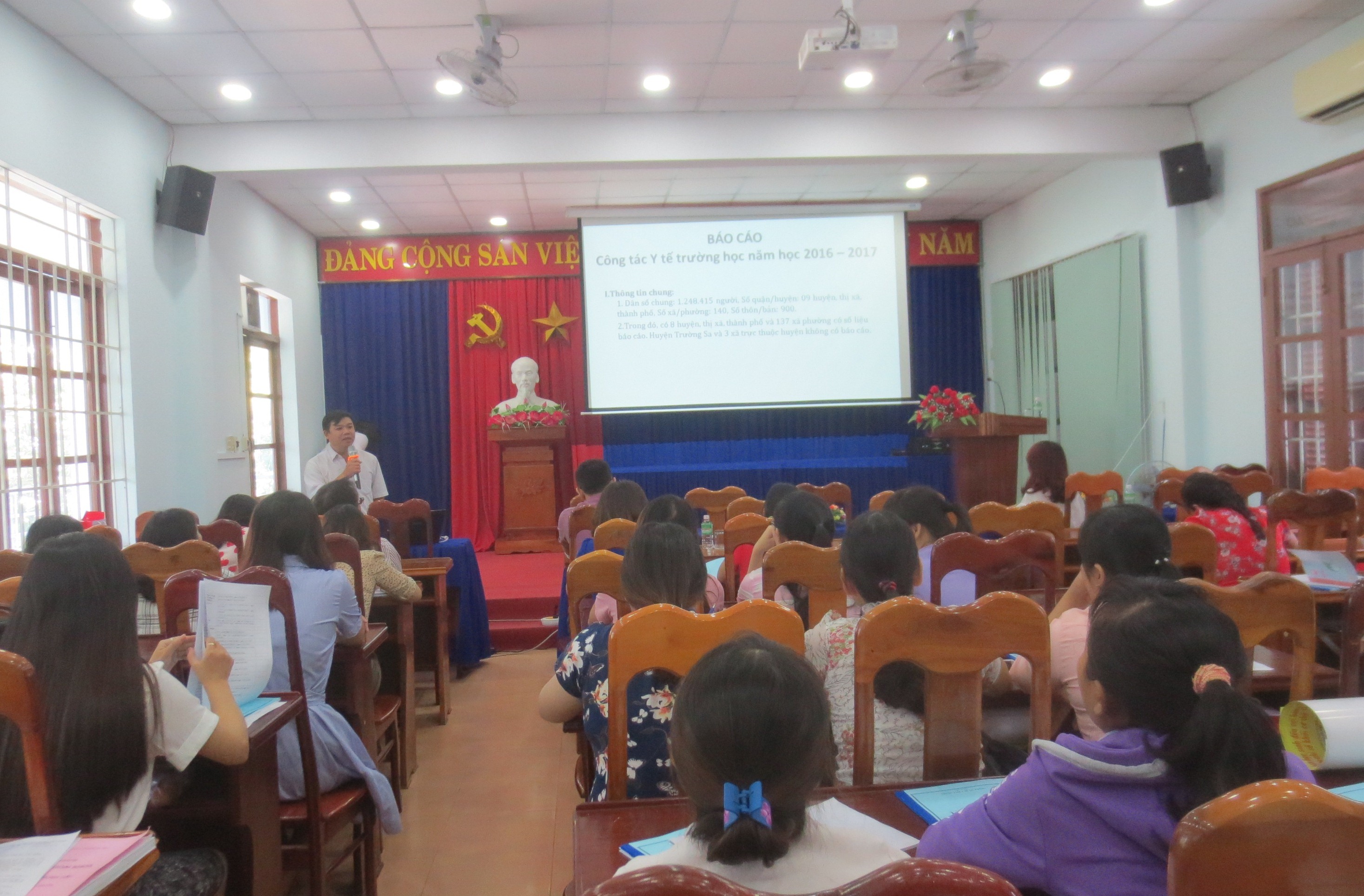 110 nhân viên y tế ngành Giáo dục được tập huấn công tác y tế trường học