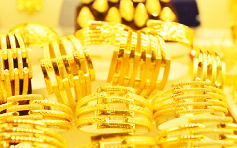 Giá vàng trong nước và thế giới đồng loạt tăng mạnh