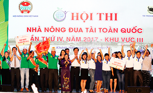 Khánh Hòa và Đắk Lắk nhất bảng