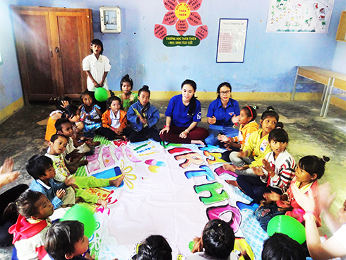 Đẩy mạnh công tác thanh thiếu nhi ở miền núi