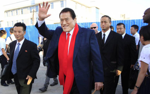 Nghị sĩ Nhật Bản thăm Triều Tiên giữa lúc "nước sôi lửa bỏng"