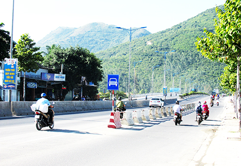 Đi không đúng làn đường quy định