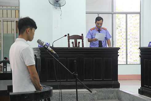 Mượn đồ rồi… bán!