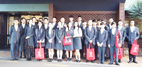 Một khía cạnh khác về du học