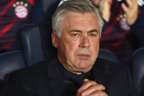 Carlo Ancelotti bị sa thải: Bạc lắm phận huấn luyện viên