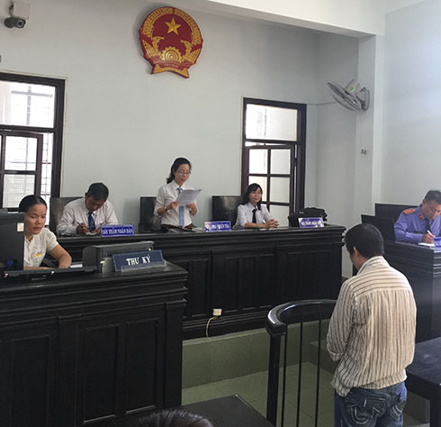 &quot;Chôm&quot; đồ trên xe khách