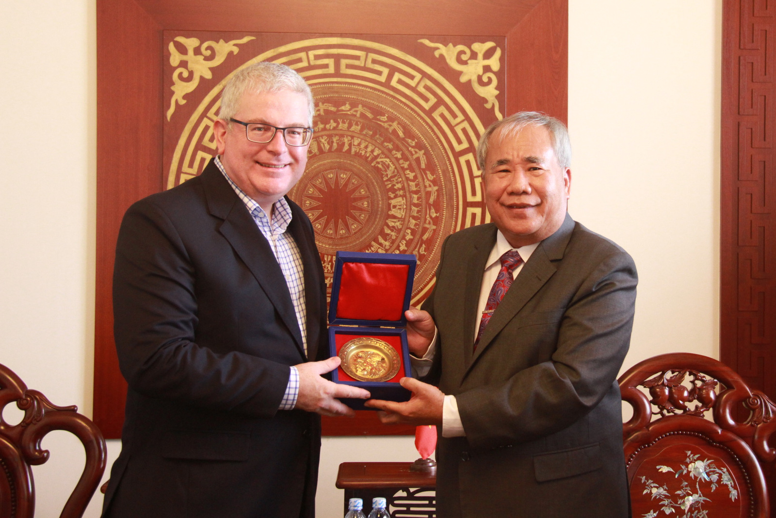 Lãnh đạo tỉnh tiếp đại sứ Australia