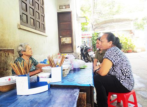 Lan tỏa từ những &quot;Cặp lá yêu thương&quot;
