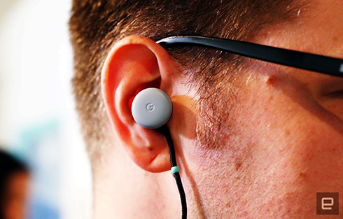 Google ra mắt tai nghe có khả năng phiên dịch 40 loại ngôn ngữ