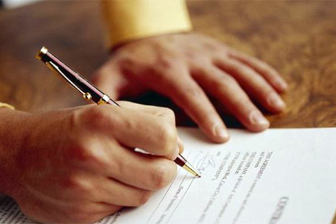 Môn pháp luật phải dạy sinh viên về hợp đồng lao động